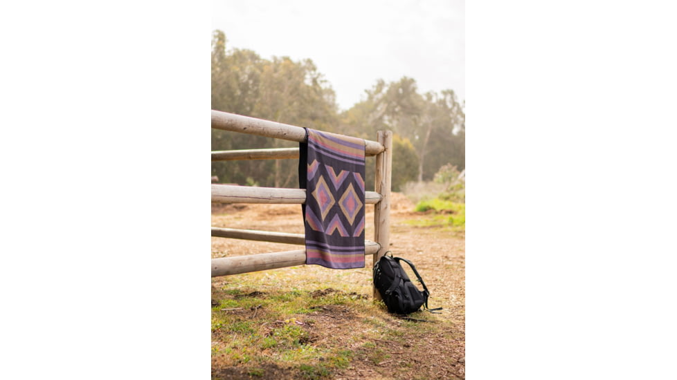 Nomadix Original Towel, Carlsbad Midnight Moss, One Size, NM-CARL-102