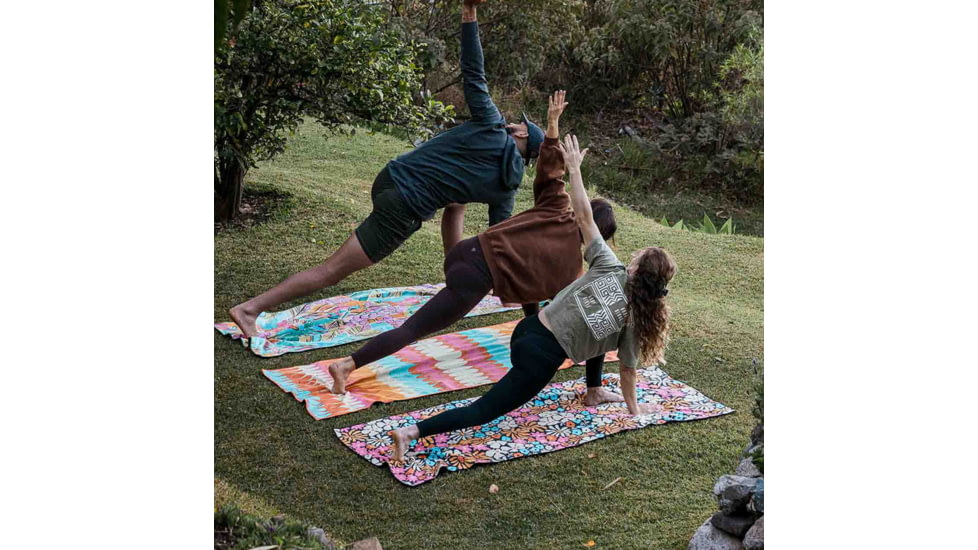 Nomadix Original Towel, Hula Multi, 30in x 72.5in, NM-HULA-102