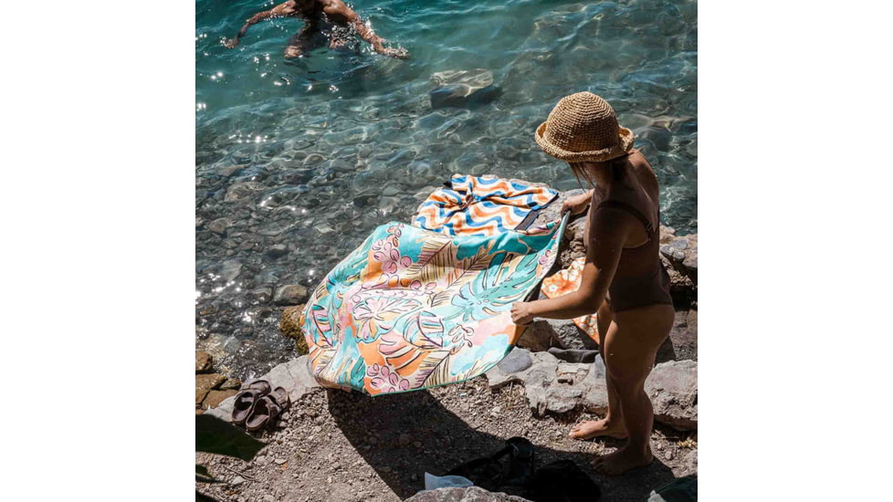 Nomadix Original Towel, Jungle, 30in x 72.5in, NM-JUNG-101