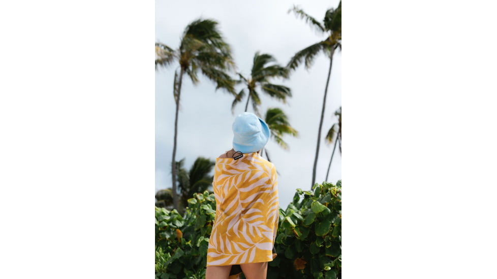 Nomadix Original Towel, Leaf Me Alone Green, One Size, NM-LFAL-101