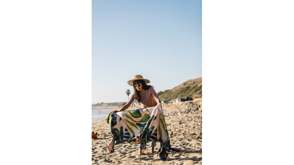 Nomadix Original Towel, Monstera Green Pink, One Size, NM-MONS-102