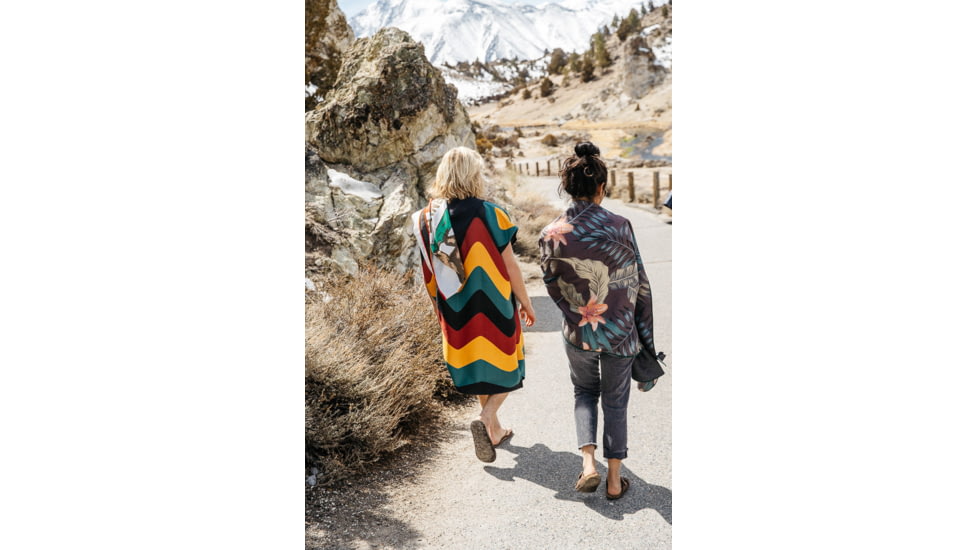 Nomadix Original Towel, Palms Night, One Size, NM-PLMS-104