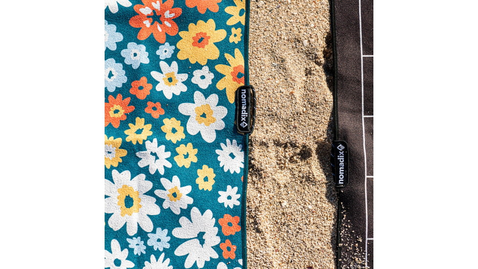 Nomadix Original Towel, Spring Flowers, 30in x 72.5in, NM-SPRI-101