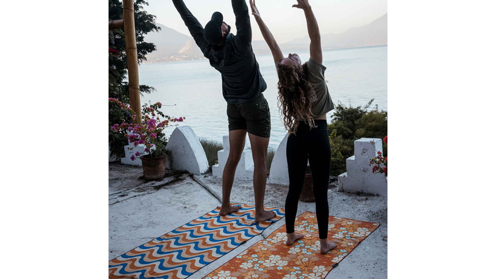 Nomadix Original Towels, Hula Orange, NM-HULA-101