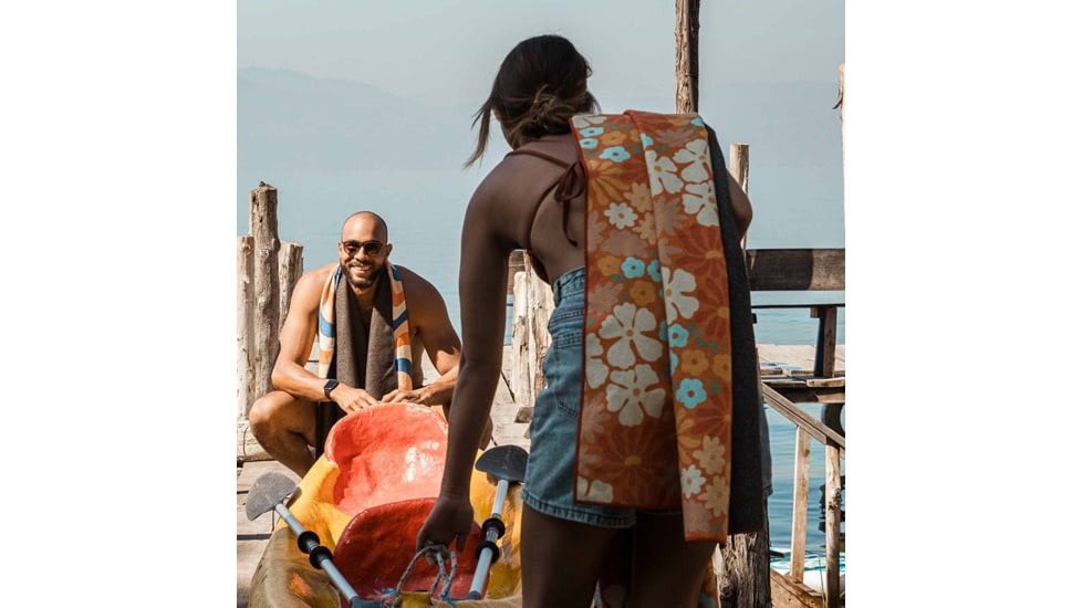 Nomadix Original Towels, Hula Orange, NM-HULA-101