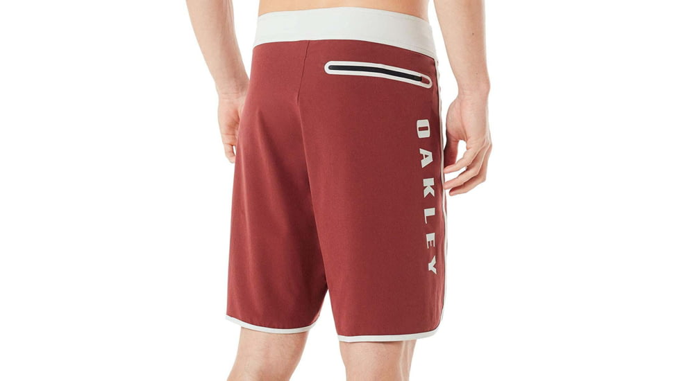 Oakley 19in Melange Contrast Details Boardshort - Mens, Iron Red Light Heather, 31, 482406-973-31