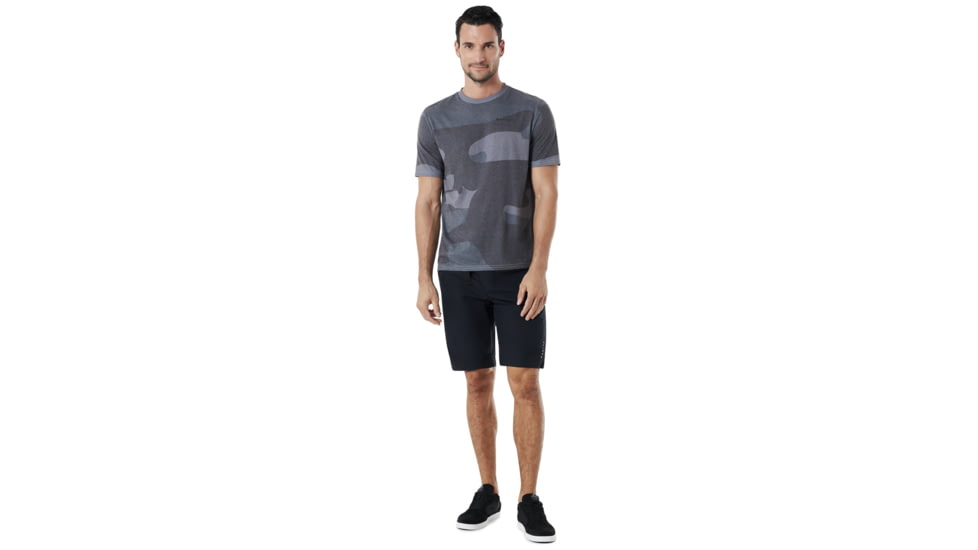 Oakley 24/7 Technical Street Short - Mens, Blackout, 40, 442465-02E-40