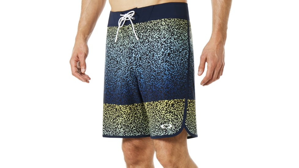 Oakley 4 Way Stretch Scalop Hem 19in - Mens, Fathom, 28, 482407-6AC-28