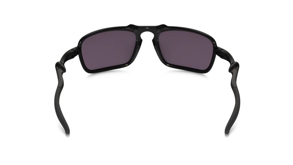 Oakley Badman Sunglasses Dark Carbon Frame, Prizm Daily Polarized Lens-OO6020-06