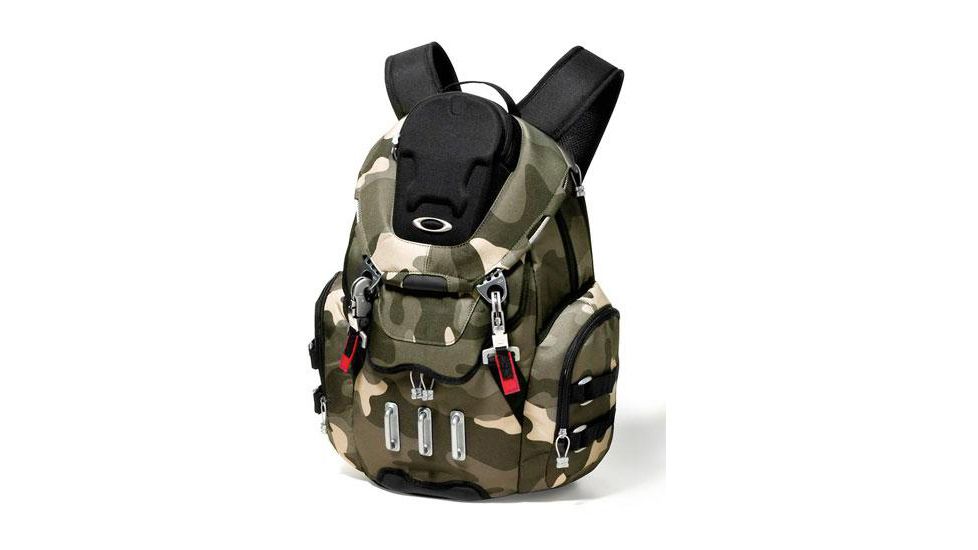 Oakley Bathroom Sink Pack, Worn Olive 92356-79B
