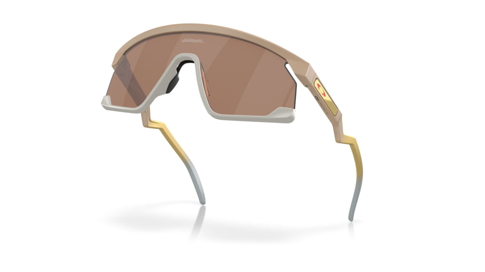 Oakley BXTR Patrick Mahomes II Collection Sunglasses, Matte Desert Tan, PRIZM Tungsten, PRIZM Tungsten, OO9280-0839