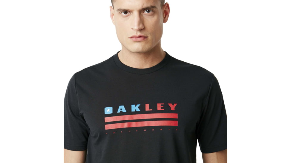 Oakley California Short Sleeve Tee - Mens, Blackout, Medium, 457772-02E-M