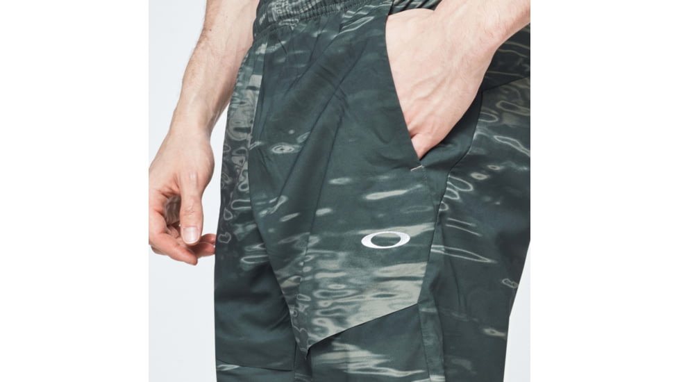 Oakley Enhance Mobility Shorts - Mens, Green Print, Large, FOA400171-78Y-L