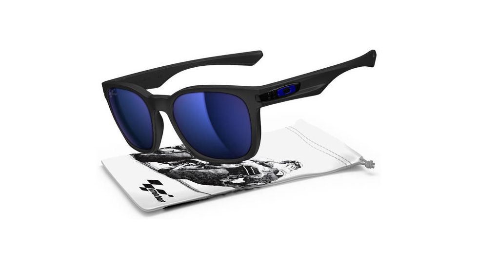 Oakley Garage Rock Mens Sunglasses Moto GP Matte Black Frame, Ice Iridium Polarized Lens OO9175-16