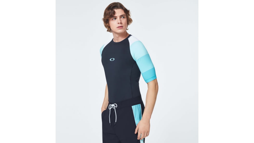 Oakley Grad Stripes Short Sleeve Rashguard T-Shirt - Mens, Blackout, Small, FOA400102-02E-S
