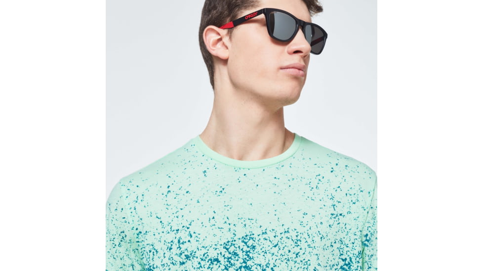 Oakley Gradient Spray Short Sleeve Tee - Mens, Gradient Green Print, Large, FOA400062-93N-L