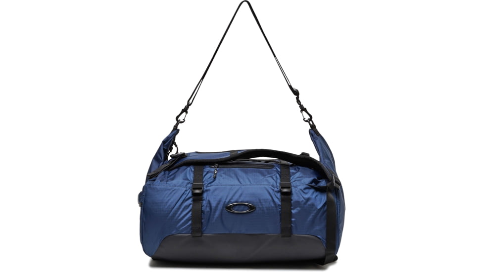Oakley Outdoor Duffle Bag - Mens, Universal Blue, One Size, FOS900028-6ZZ-U