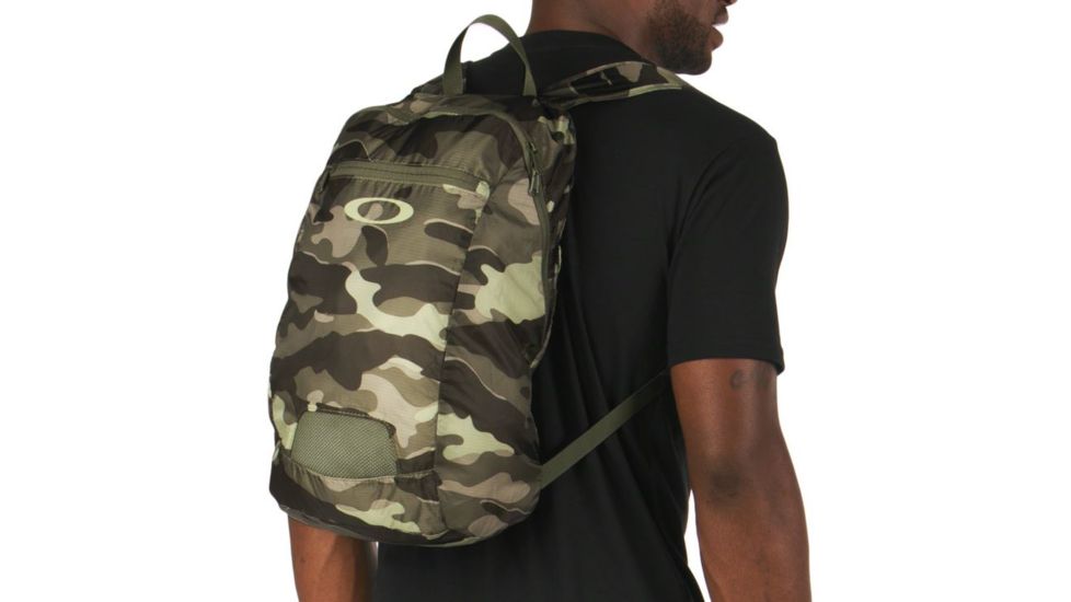 Oakley Packable Backpack, Olive Camo 92732-799