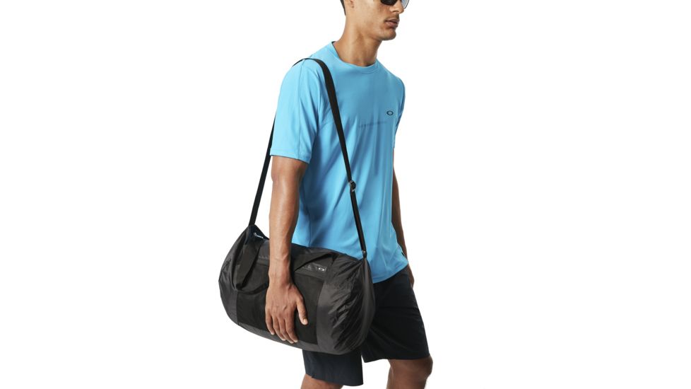 Oakley Packable Duffel 26L - Mens, Blackout 921023-02E-