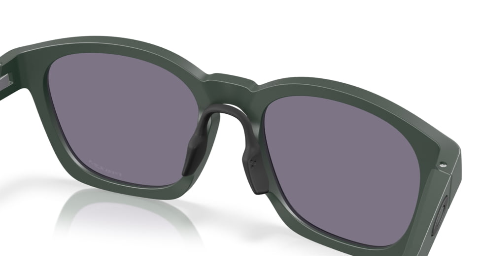 Oakley Shackle Sunglasses, Matte Hunter Green, PRIZM Grey, PRIZM Grey, OO9507D-0652