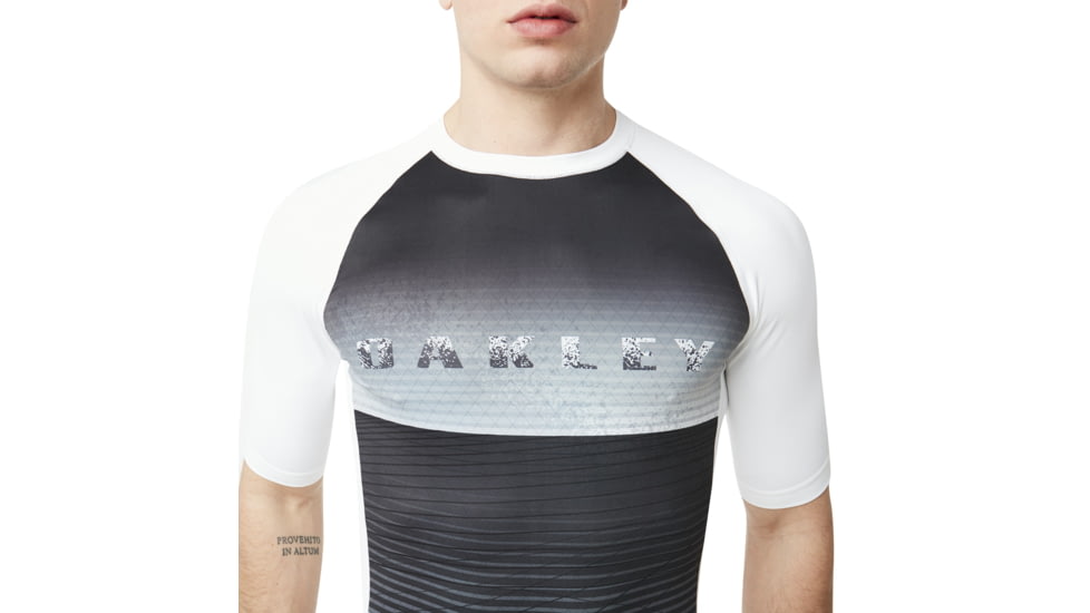 Oakley Asymmetrical Dynamic Rashguard - Mens, White, Medium, 482461-100-M