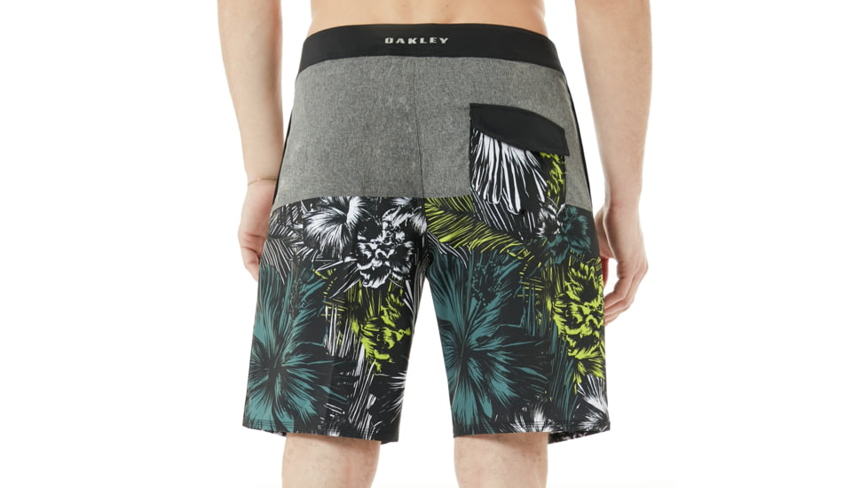 Oakley Meat Slab 19 Boardshort - Mens, Blackout, 34, 482373-02E-34