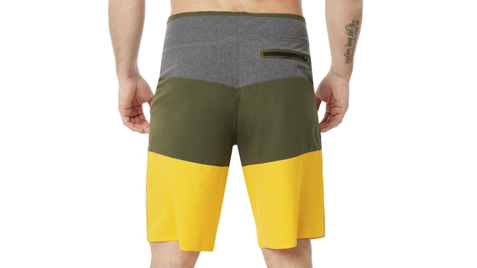 Oakley SI Ozaki Block 21 Inches - Mens, Jet Black Heather, 32, 482454-01S-32