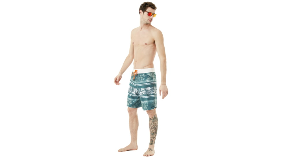 Oakley Temples 19 Boardshort - Mens, Balsam, 34, 482372-6A9-34