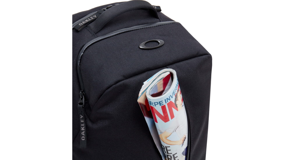 Oakley Snow Backpack - Mens, Blackout, One Size, 921586-02E-U