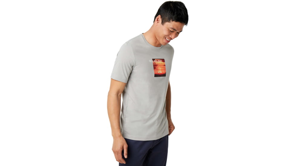 Oakley Sunset Print Tee - Mens, Stone Gray, Small, 457548-22Y-S