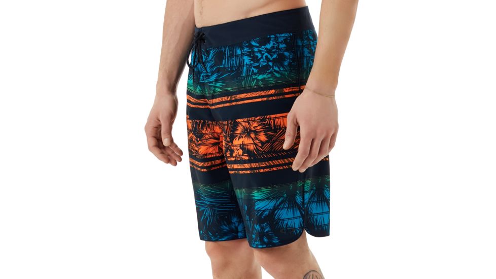 Oakley Temples 19 Boardshort - Mens, Fathom, 32, 482372-6AC-32