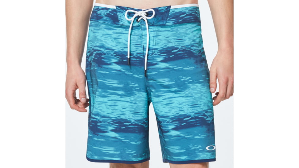 Oakley Water Boardshort 19 - Mens, Blue Water Print, 31, FOA400211-93Q-31