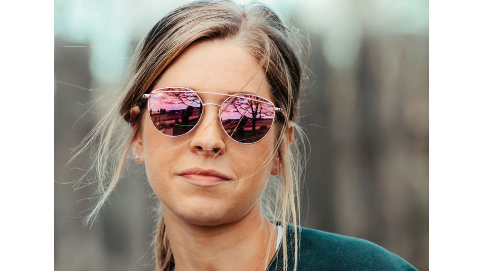 One Dulcet Shiny Gold 22057