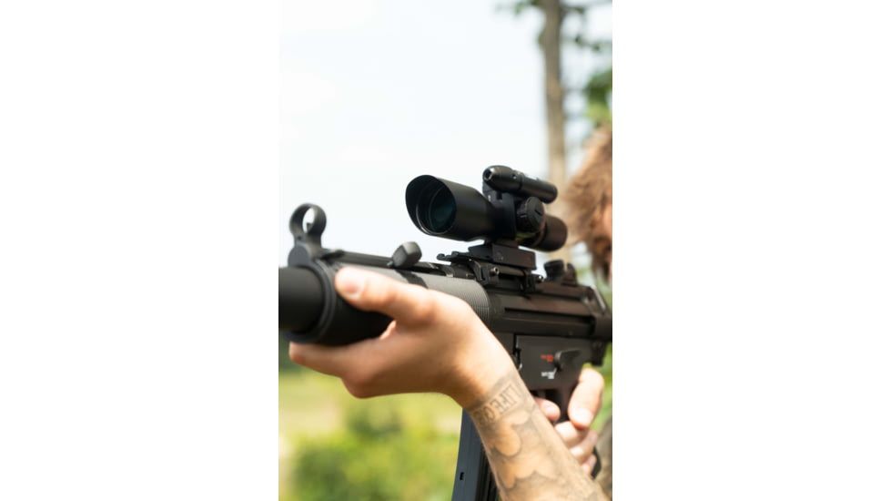 Osprey Global Standard 2.5-10x40mm LPVO 1in Tube Rifle Scope, Second Focal Plane, MilDot Reticle, Black, SD2.5-10x40MDG