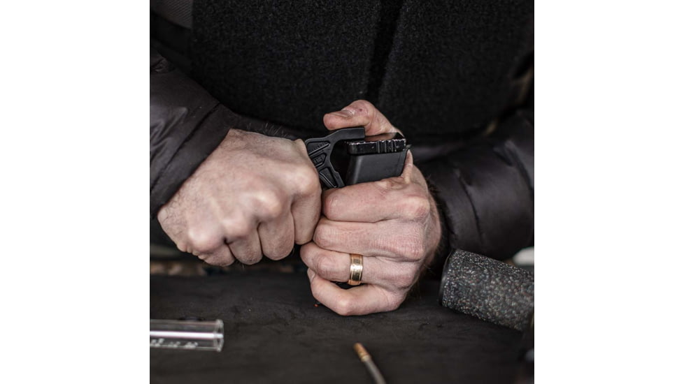 Otis Technology Professional - Pistol Cleaning Kit for Glocks for 9MM, .40 cal &amp; .45 cal, FG-901-945