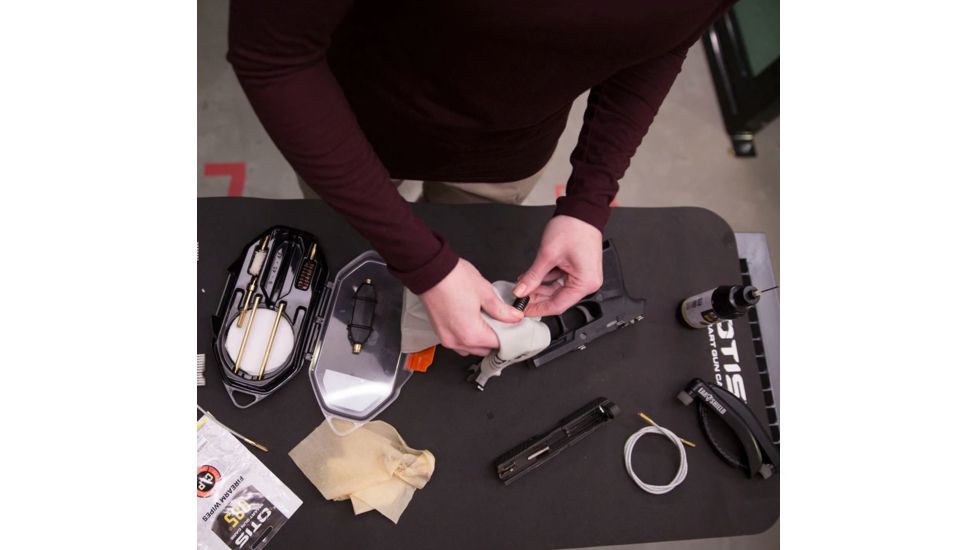 Otis Technology Sportsman's 32.25in Wide Cleaning Mat, Black Neoprene - 3800