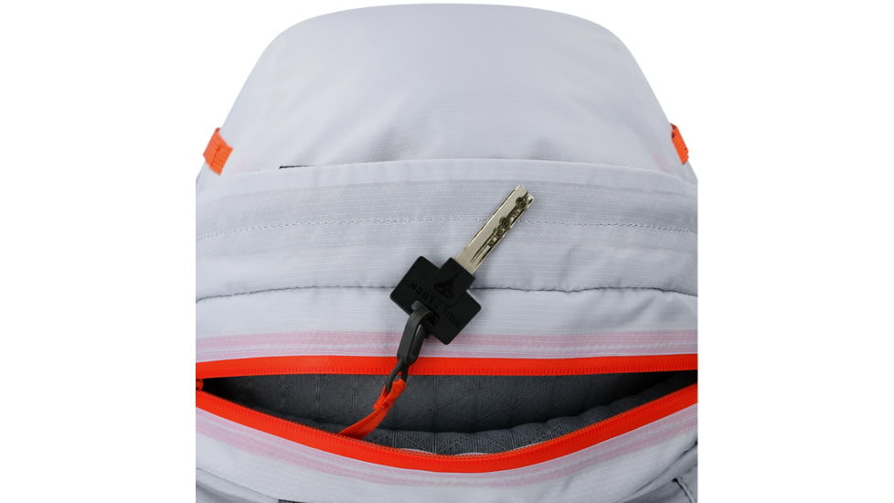 Outdoor Research Adrenaline Day Pack 20L - Plus, Titanium, 20 L, 3004461077222