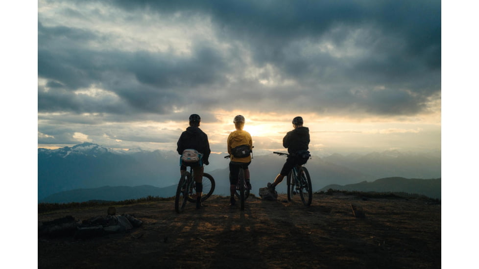 Outdoor Research Freewheel 5L Hip Pack, Pro Khaki, One Size, 3008232291222