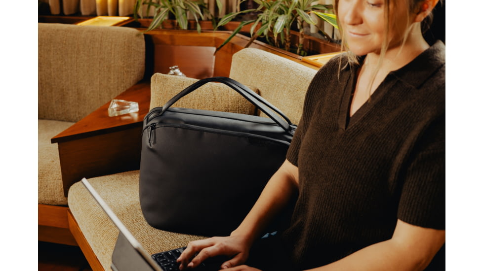 Peak Design 25L Travel Weekender, Black, Large, BTRW-25-BK-2