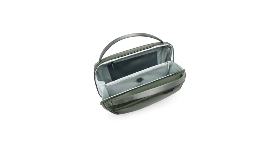 Peak Design 25L Travel Weekender, Sage, Large, BTRW-25-SG-2