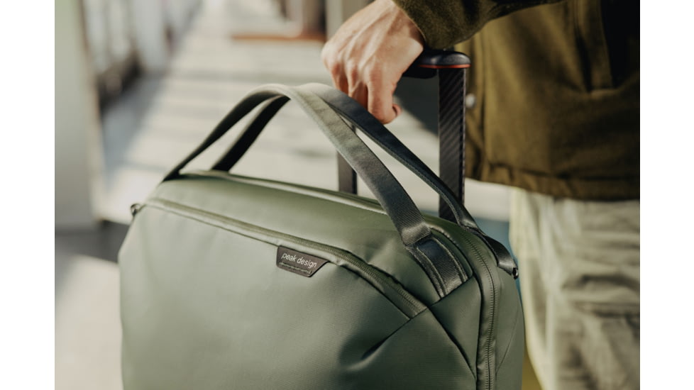 Peak Design 25L Travel Weekender, Sage, Large, BTRW-25-SG-2