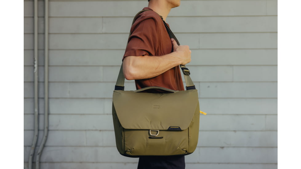 Peak Design Everyday 13 Liters Messenger Bag, Kelp, BEDM-13-KP-3