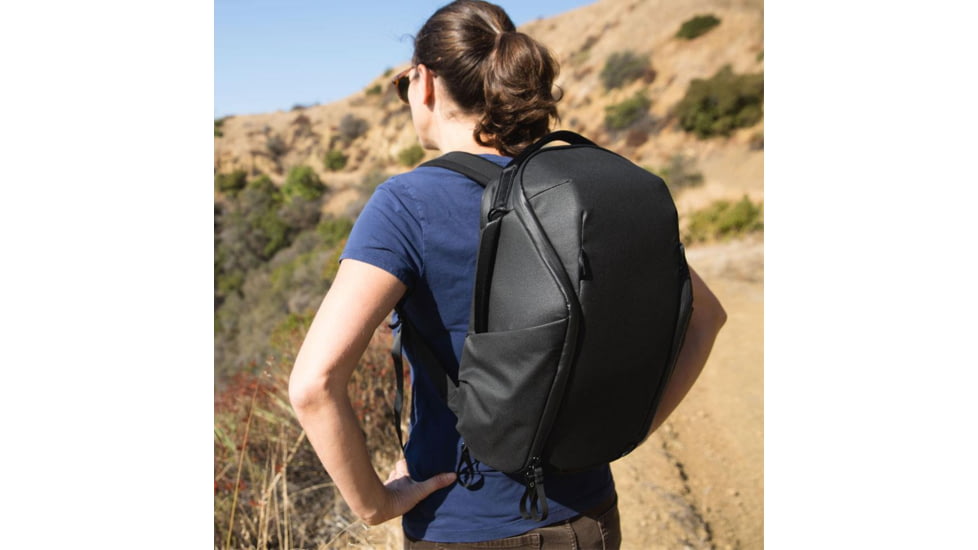 Peak Design Everyday 20 Liters Zip Backpack, Black, BEDBZ-20-BK-2