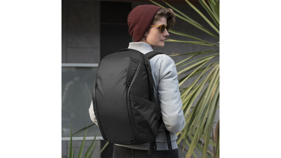 Peak Design Everyday 20 Liters Zip Backpack, Black, BEDBZ-20-BK-2