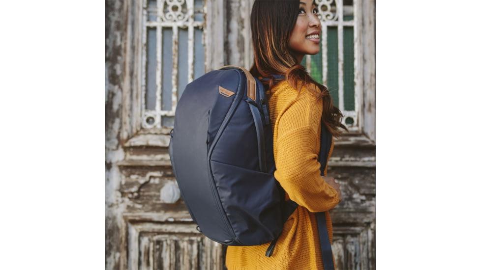 Peak Design Everyday 20 Liters Zip Backpack, Midnight, BEDBZ-20-MN-2