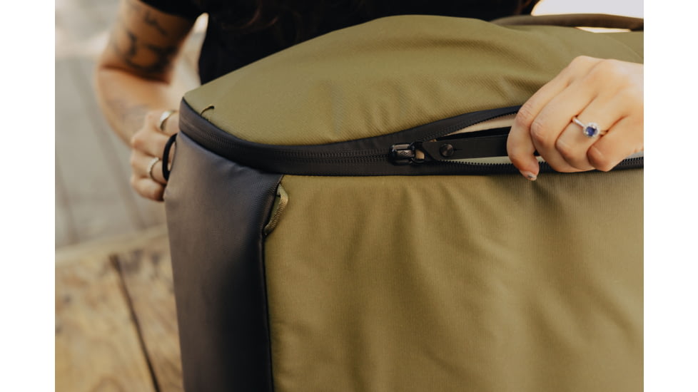 Peak Design Everyday 20 Liters Zip Bag, Kelp, BEDBZ-20-KP-3