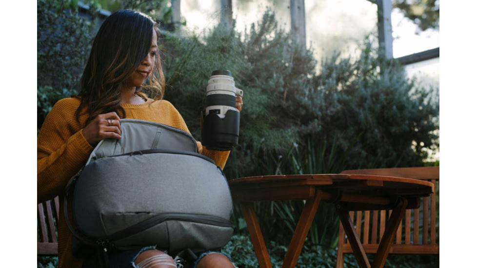 Peak Design Everyday Zip V2 Backpack, 20 Liters, Ash, BEDBZ-20-AS-3