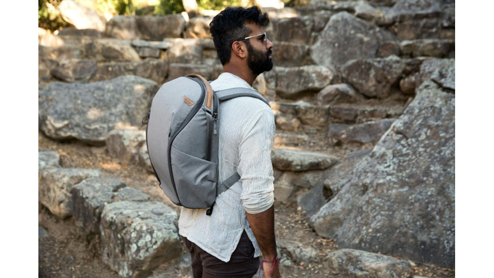 Peak Design Everyday Zip V2 Backpack, 20 Liters, Ash, BEDBZ-20-AS-3