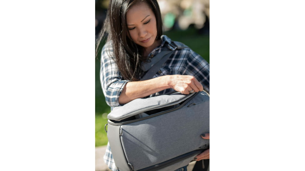 Peak Design Everyday Zip V2 Backpack, 20 Liters, Ash, BEDBZ-20-AS-3