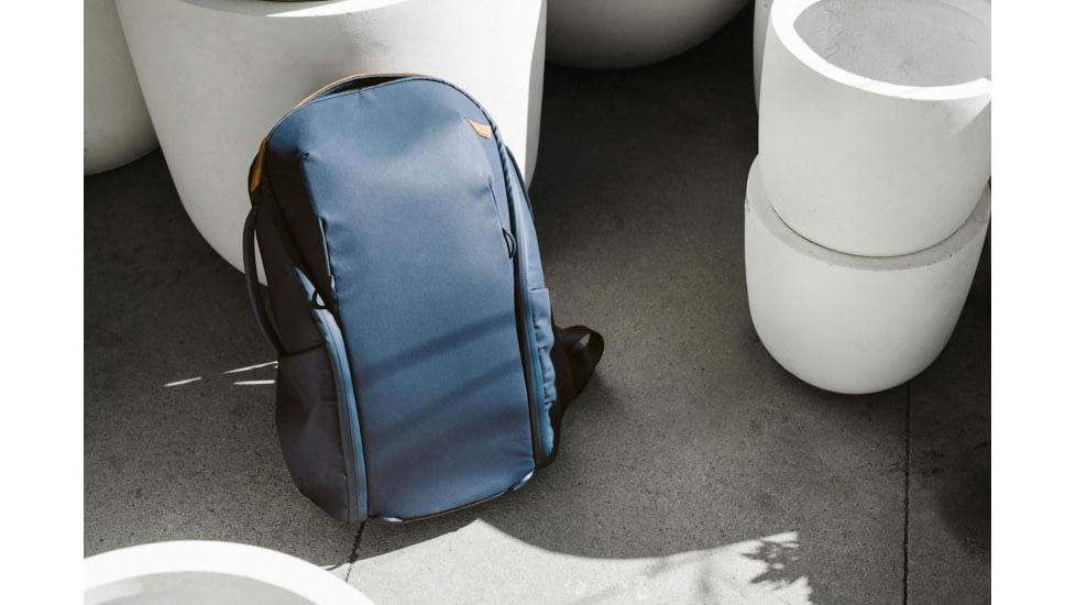 Peak Design Everyday Zip V2 Backpack, 20 Liters, Midnight, BEDBZ-20-MN-3